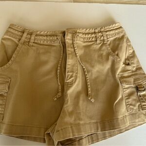 Sincerely Jules Cargo Style Shorts 3/26 , Button/Zip Closure w/ Drawstring